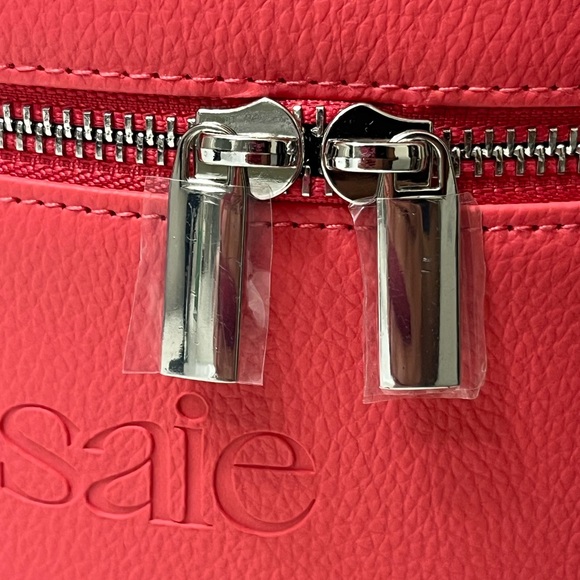 New Mini Saie Hot Pink Makeup Bag Women’s Vanity Case - Picture 3 of 6